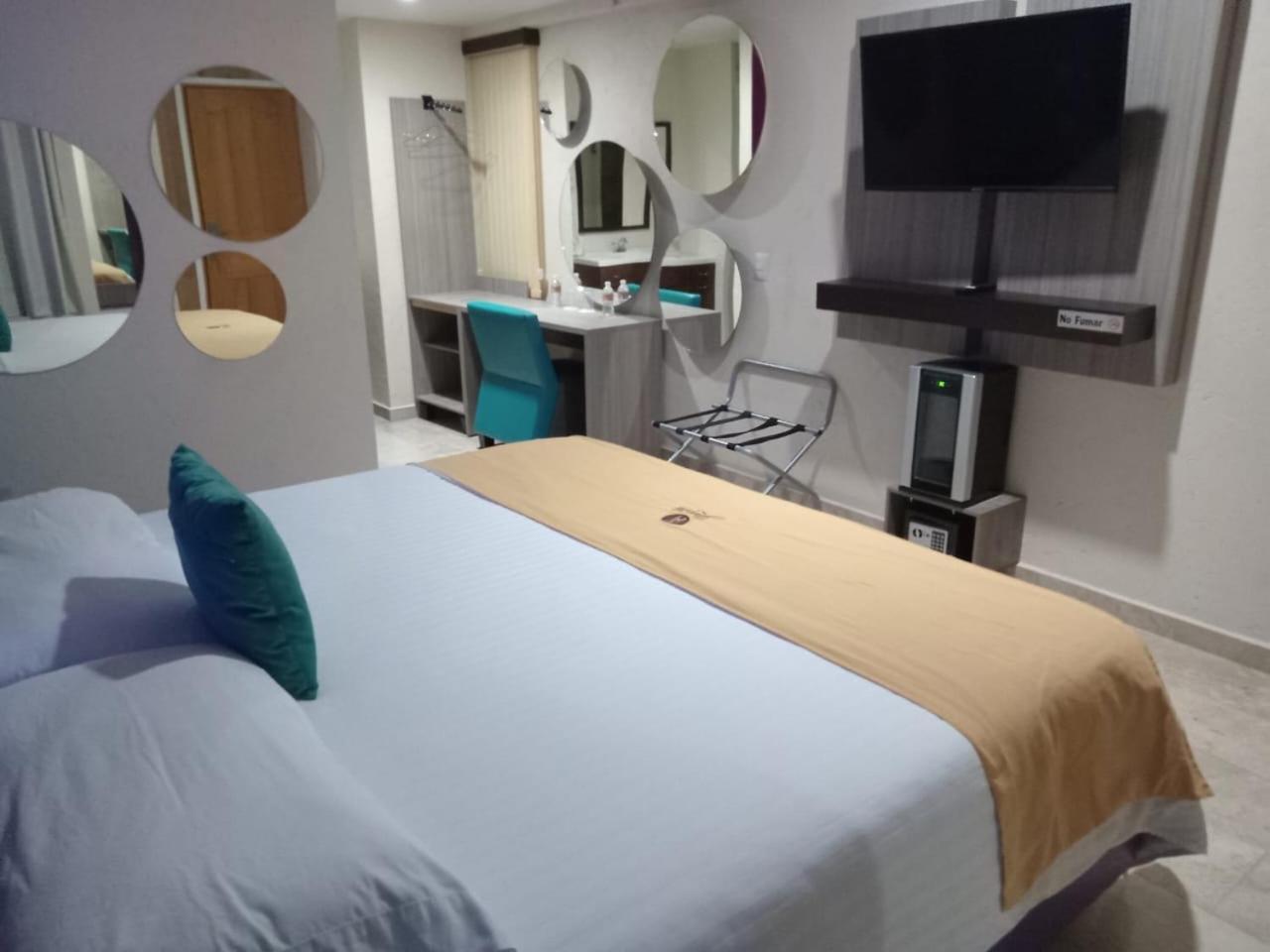 Hotel Yahalis Jilotepec de Abasolo Zewnętrze zdjęcie